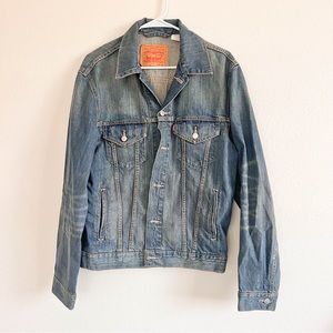 Men’s Levis Denim Trucker Jacket